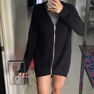 Black cardigan style jacket with zipper